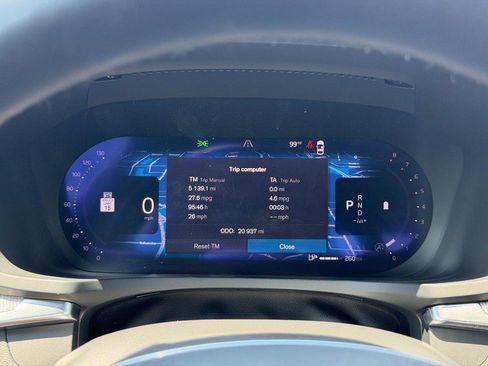 Certified 2024 Volvo S60 B5 Plus w/ Climate Package AWD/4WD image 19