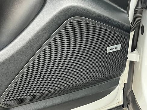 Used 2020 Porsche Cayenne AWD/4WD image 20