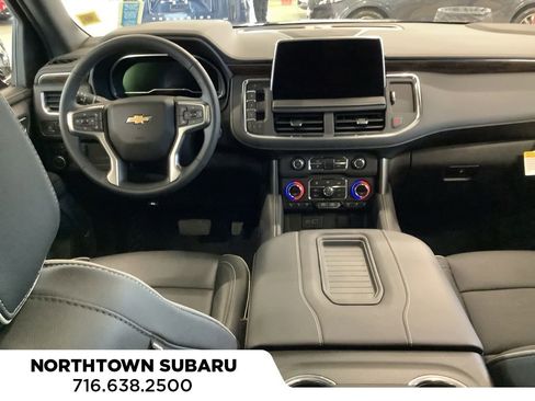 Used 2023 Chevrolet Tahoe Premier AWD/4WD image 3