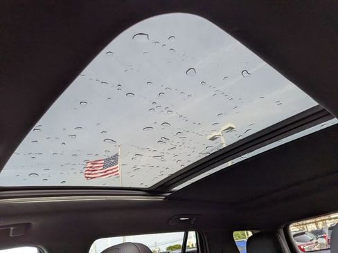 Used 2025 Chevrolet Equinox RS w/ Safety and Technology Package image 18