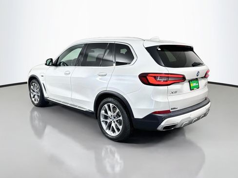 Used 2022 BMW X5 xDrive45e AWD/4WD image 7