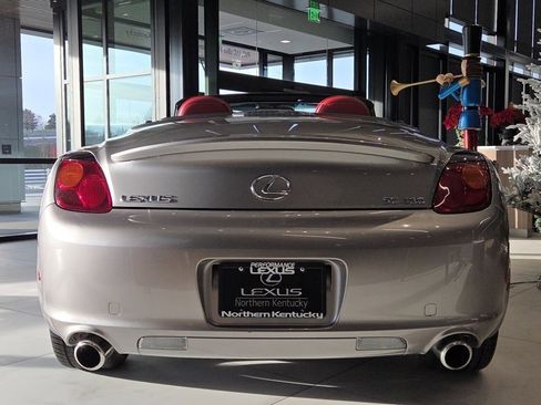 Used 2002 Lexus SC 430 Convertible RWD image 21