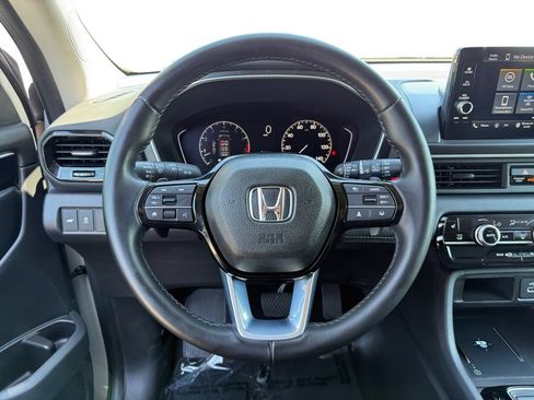 Used 2023 Honda Pilot EX-L image 12