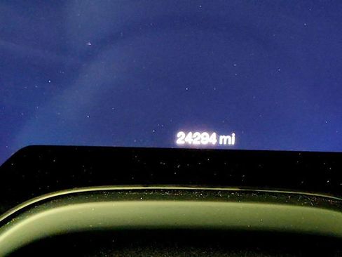 Used 2024 Maserati Grecale GT image 17