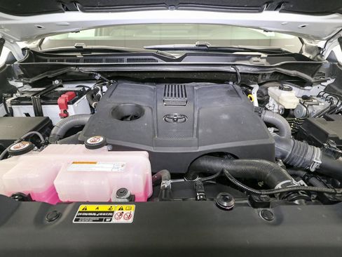 Used 2022 Toyota Tundra Limited image 13