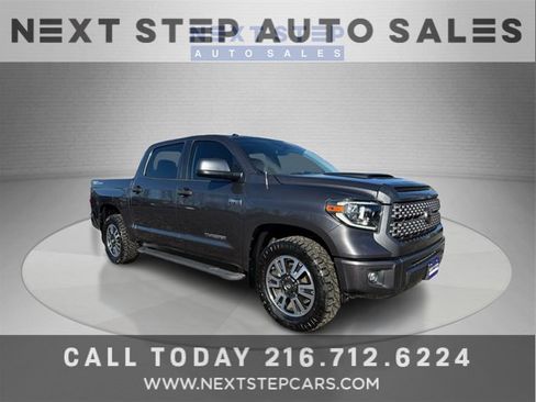 Used 2018 Toyota Tundra SR5 image 1