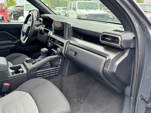 Used 2025 Toyota 4Runner TRD Off-Road AWD/4WD image 13