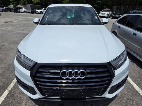 Used 2018 Audi Q7 3.0T Prestige w/ Prestige Package AWD/4WD image 2