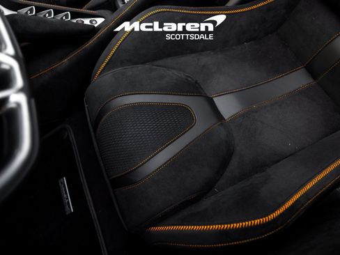 Used 2024 McLaren 750S Spider RWD image 24