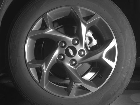 Used 2025 Chevrolet Trax LT FWD image 14