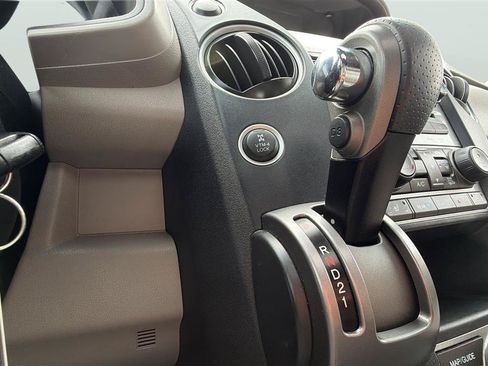 Used 2015 Honda Pilot Touring image 29