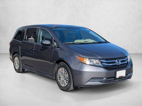 Used 2016 Honda Odyssey LX image 4