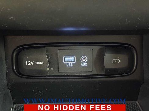 Used 2019 Hyundai Santa Fe SE AWD/4WD image 33