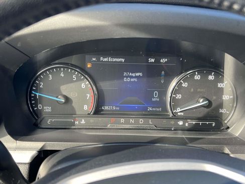 Used 2022 Ford Explorer XLT w/ Equipment Group 202A image 20