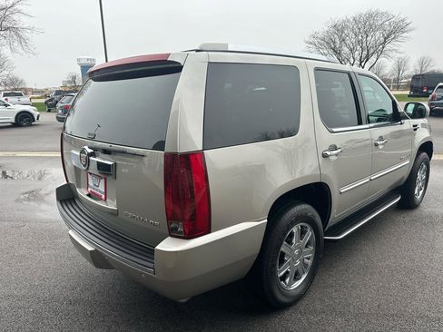 Used 2007 Cadillac Escalade 2WD w/ Information Package image 6