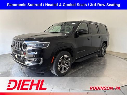 Used 2023 Jeep Wagoneer L 4WD w/ Premium Group I image 3