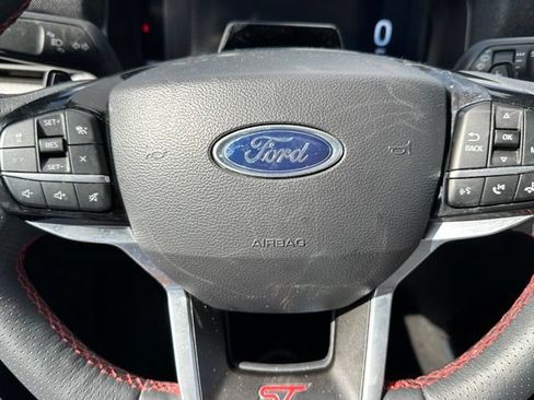 Used 2025 Ford Explorer ST AWD/4WD image 34