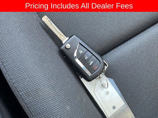 Used 2025 Toyota Corolla LE FWD image 35