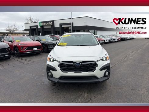 Used 2024 Subaru Crosstrek 2.0i Premium AWD/4WD image 13