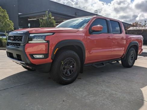 New 2026 Nissan Frontier Pro-X w/ Pro-X Convenience Package RWD image 10