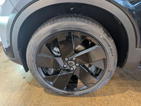 New 2026 Volvo XC40 B5 Ultra w/ Climate Package image 7