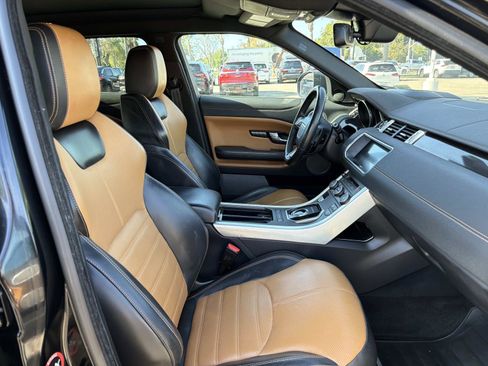 Used 2017 Land Rover Range Rover Evoque HSE Dynamic image 28