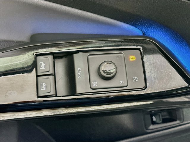 Certified 2023 Volkswagen ID.4 Pro S AWD/4WD image 19