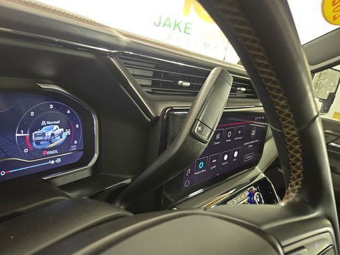 Used 2024 GMC Sierra 2500 AT4 w/ AT4 Preferred Package image 25