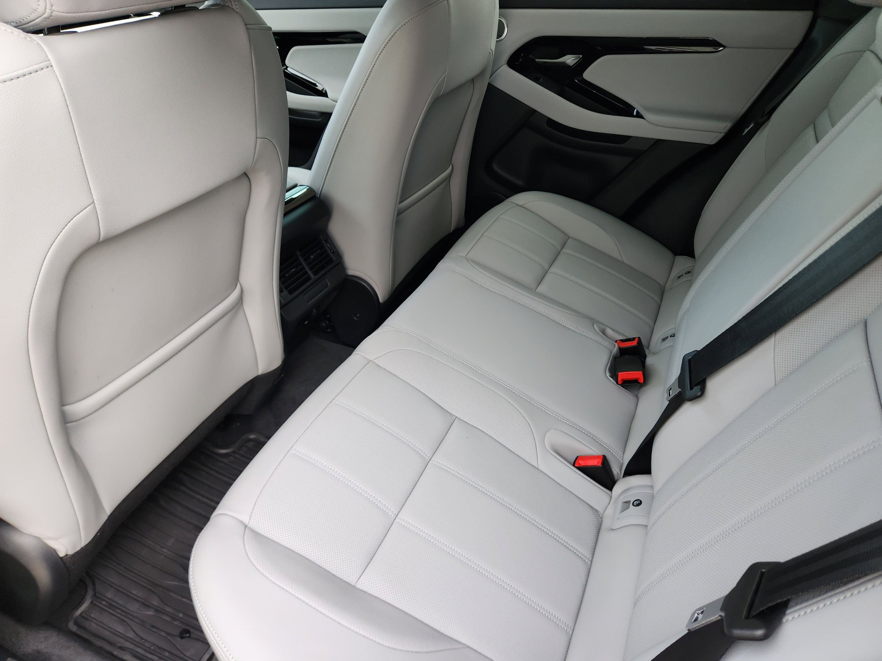 New 2026 Land Rover Range Rover Evoque S AWD/4WD image 30