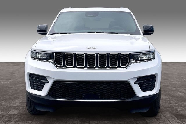New 2026 Jeep Grand Cherokee Laredo X AWD/4WD image 14