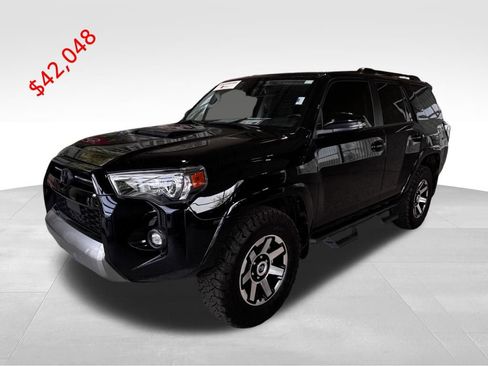 Certified 2024 Toyota 4Runner TRD Off-Road Premium w/ Moonroof Package AWD/4WD image 4