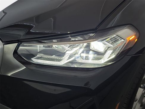 Used 2023 BMW X3 xDrive30i w/ Premium Package image 32