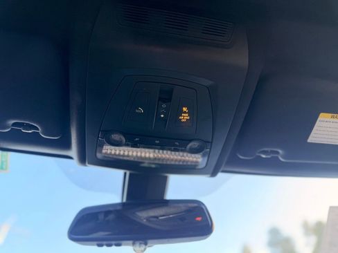 Used 2013 BMW 550i xDrive Sedan image 28