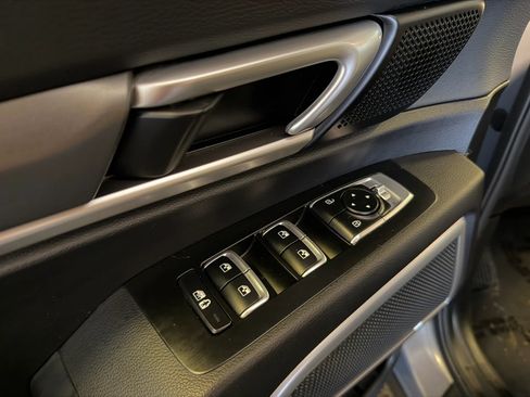 Used 2020 Kia Telluride LX AWD/4WD image 9