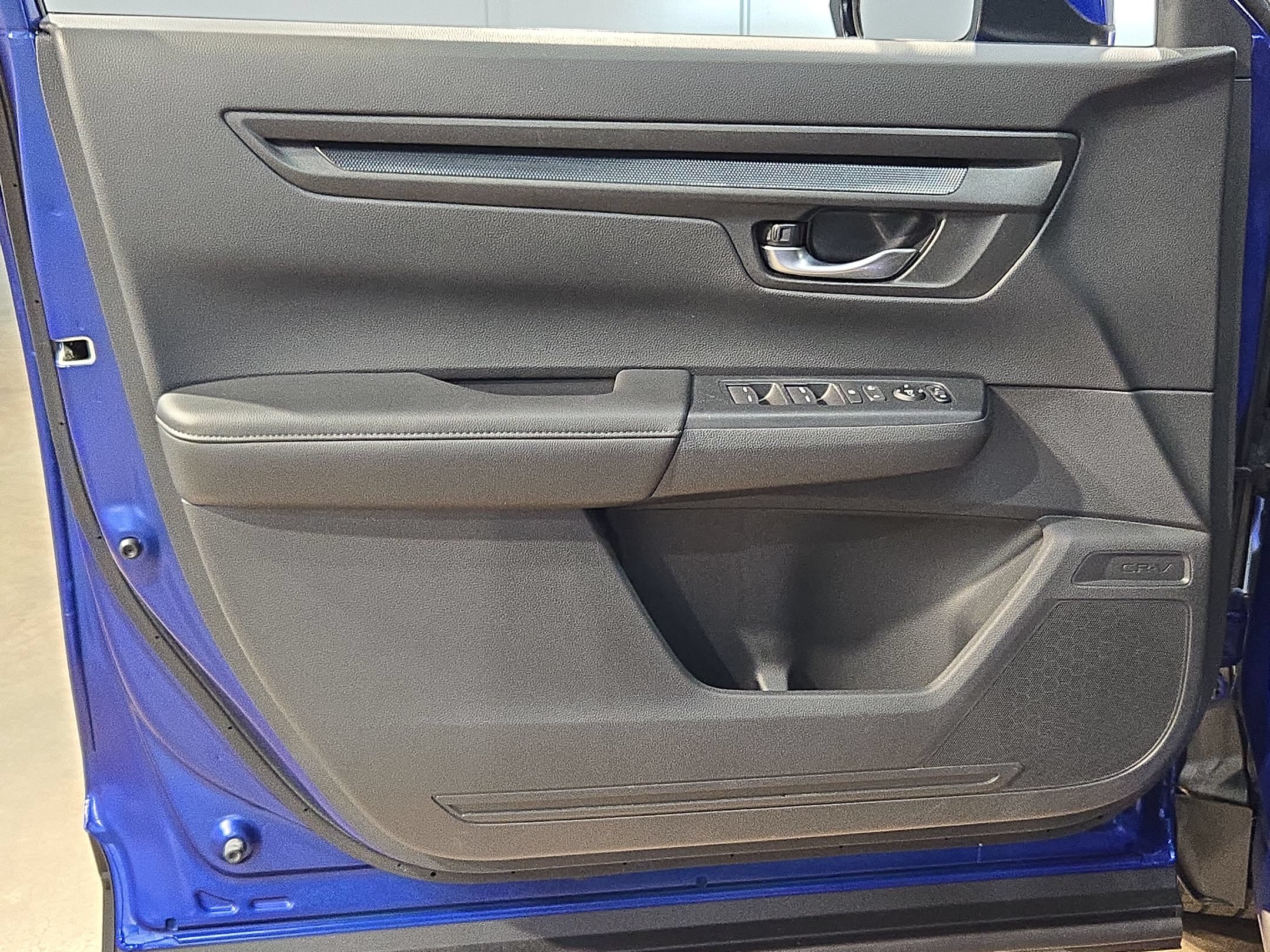 Used 2024 Honda CR-V LX image 20