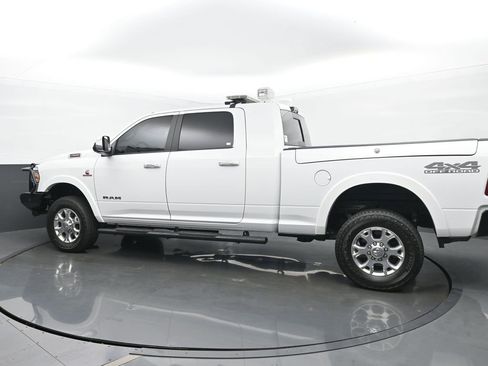 Used 2022 RAM 2500 Laramie w/ Safety Group B image 3