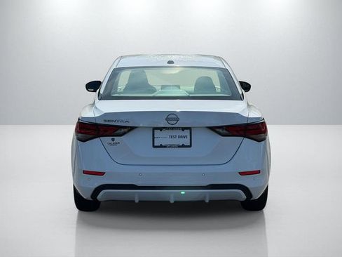 Used 2025 Nissan Sentra SV FWD image 6
