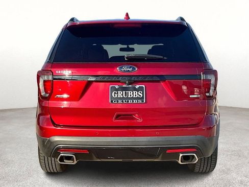 Used 2017 Ford Explorer Sport image 6