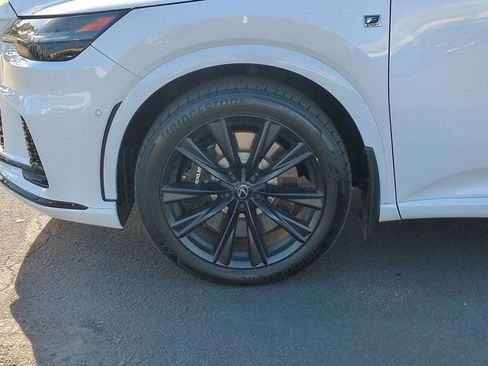 Used 2024 Lexus RX 500h F Sport w/ Convenience Package image 10