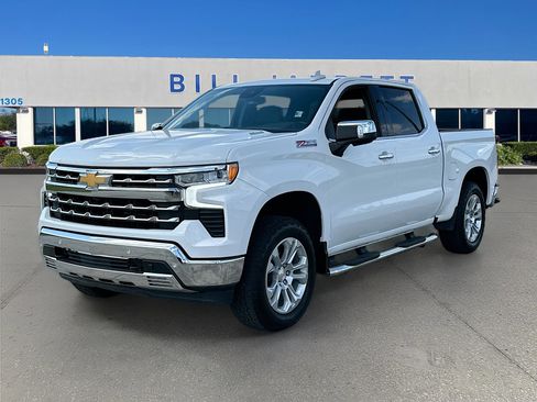 Used 2025 Chevrolet Silverado 1500 LTZ image 3