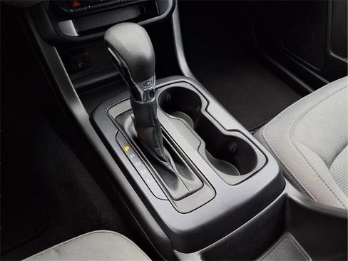 Used 2022 Chevrolet Colorado W/T w/ Custom Special Edition image 12