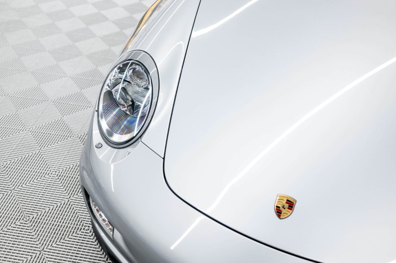 Used 2010 Porsche 911 Turbo AWD/4WD image 19