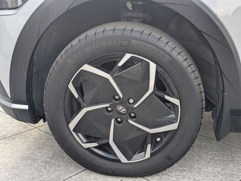 Certified 2023 Hyundai Ioniq 5 SEL image 13