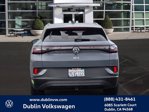 Used 2023 Volkswagen ID.4 Pro S image 5