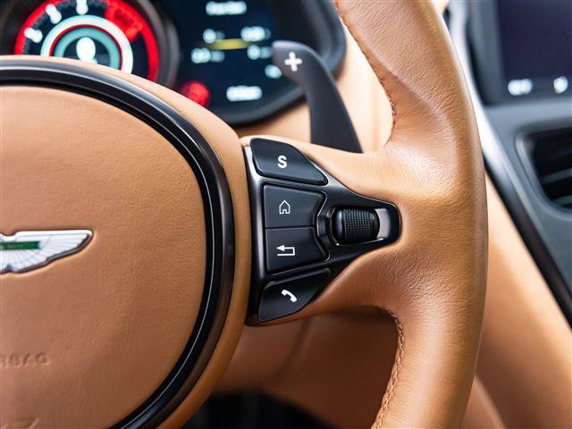 Used 2021 Aston Martin DB11 Coupe RWD image 21