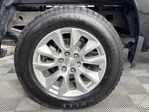 Used 2023 Chevrolet Silverado 1500 Custom RWD image 29