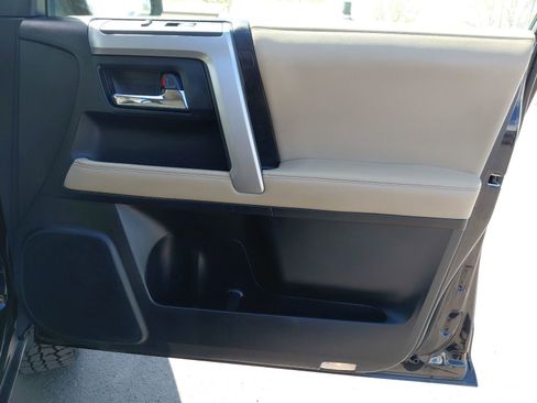 Certified 2022 Toyota 4Runner SR5 Premium AWD/4WD image 29
