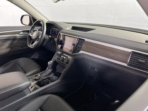 Used 2022 Volkswagen Atlas SE image 28