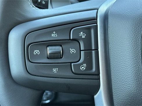 New 2026 GMC Sierra 1500 SLT w/ SLT Convenience Package image 28