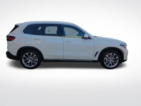 Used 2022 BMW X5 xDrive40i w/ Climate Comfort Package image 35